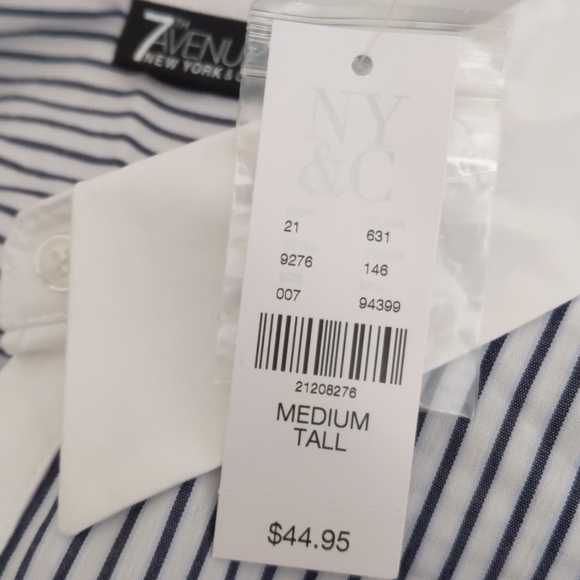 Button down shirt - Picture 3 of 3